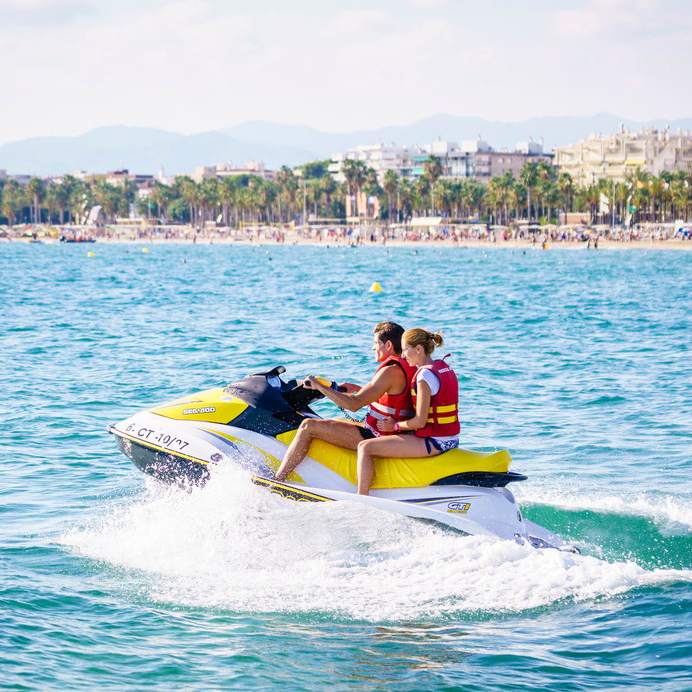 Rutas en moto náutica en Salou